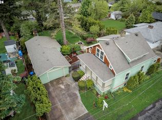 8711 NE Brazee St, Portland, OR 97220