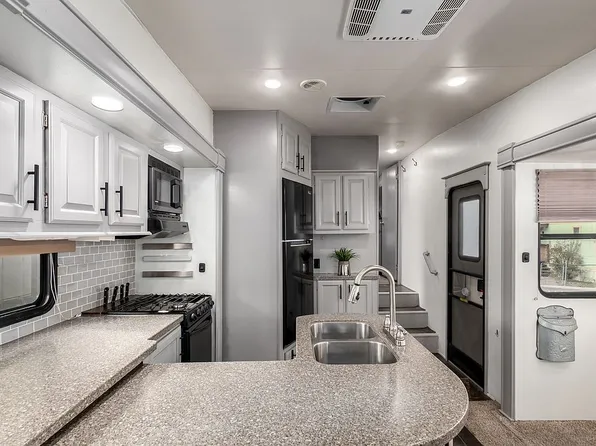 720 4th St #3, Colorado Springs, CO 80907