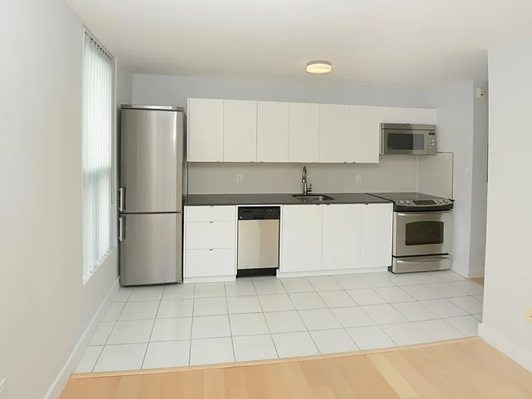 800 Richmond St W — Photo 55