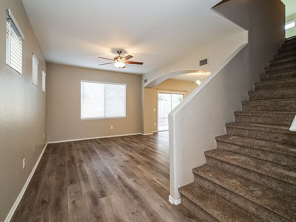 4th image of 4025 W Park St