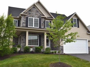 801 Crooked Stick Dr, Mechanicsburg, PA 17050
