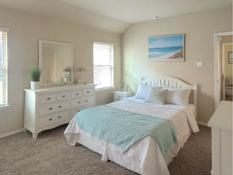 8440 Gentian Dr — Photo 9