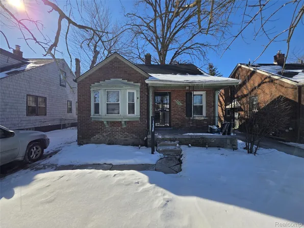 6375 Radnor St, Detroit, MI 48224