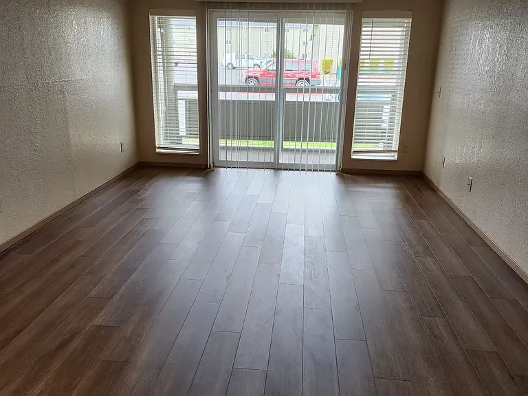 Cascade West Apartments/TBW Properties — Photo 6