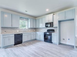 411 S Avenue B, Elgin, TX 78621