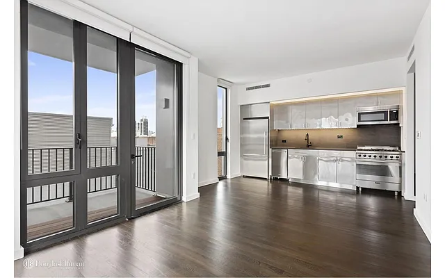 Rented by Douglas Elliman | media 16