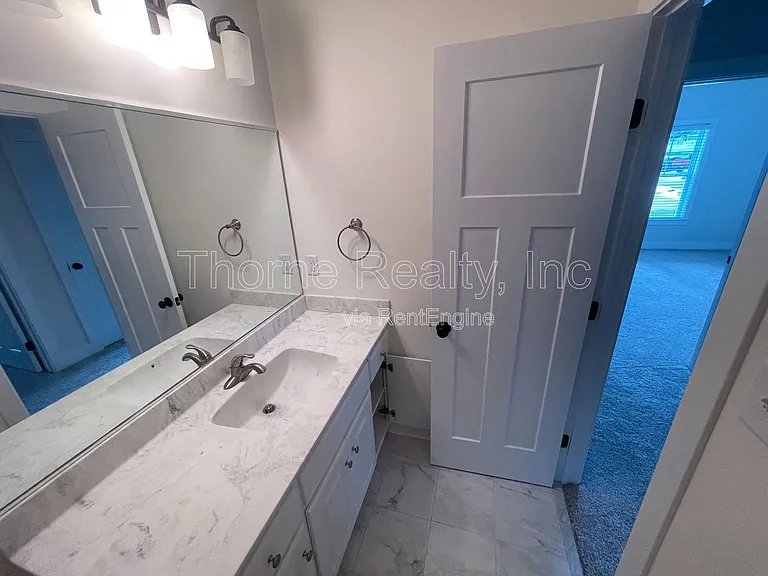 61 B P Ct — Photo 10