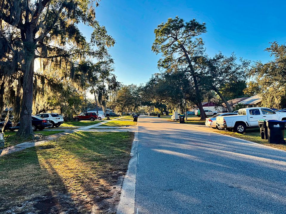 1st image of 12126 Walden Woods Dr