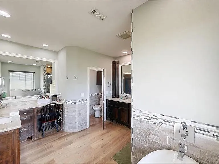 508 Candlelight Cir — Photo 14
