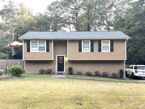 2755 Frank Ln, Douglasville, GA 30135