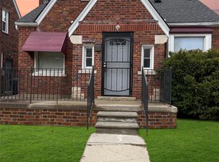 10318 Beaconsfield St, Detroit, MI 48224