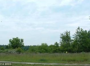 9904 Fox Run Dr, Clinton, MD 20735