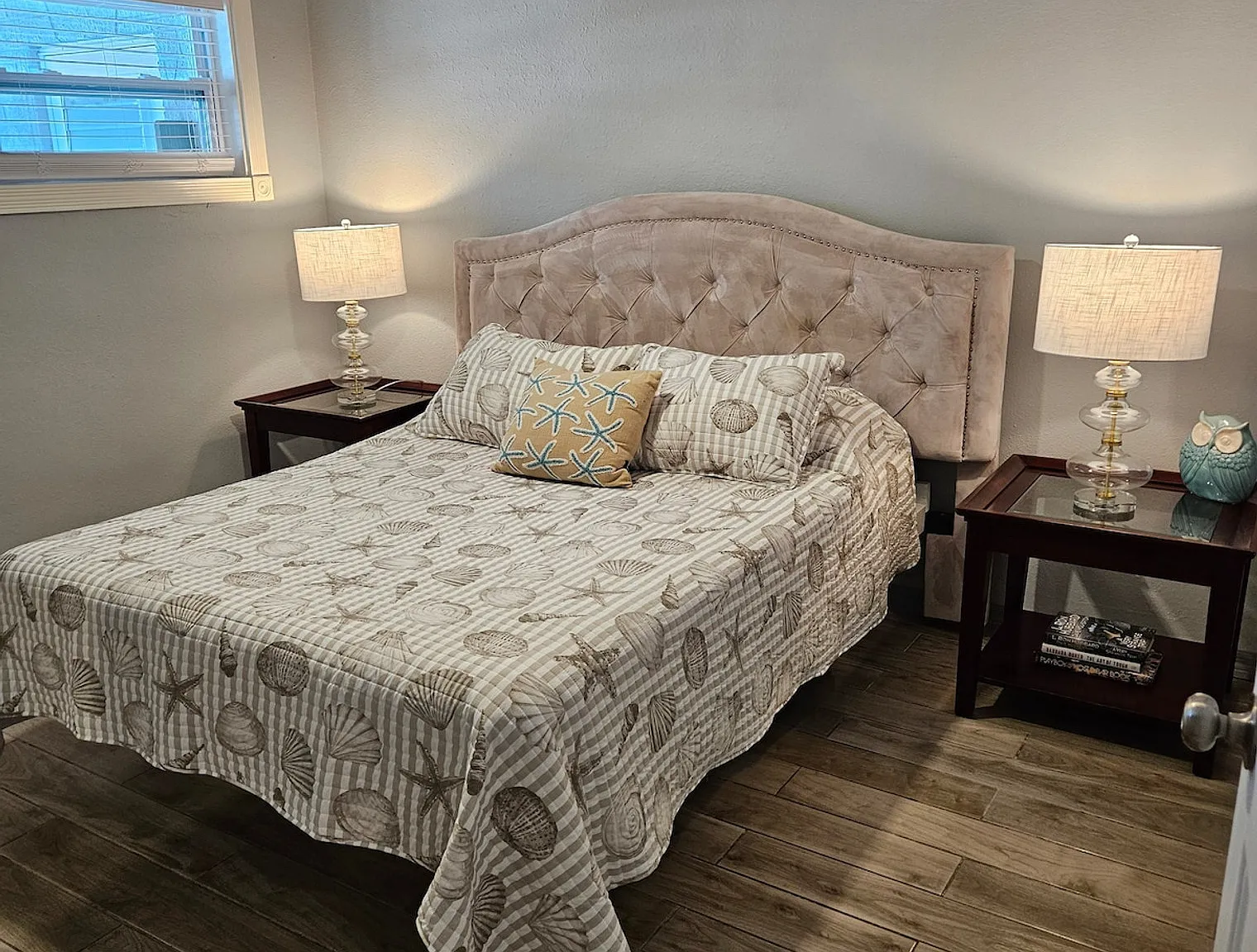 3 bed, 2.0 bath, $4,935 — Photo 2