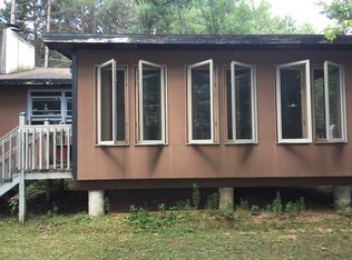 W10201 W Oak Ridge Ln, Gresham, WI 54128