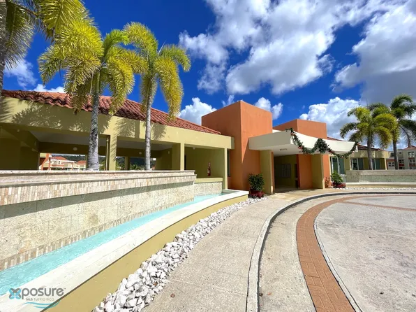 N Cond Serenna, Caguas, PR 00727