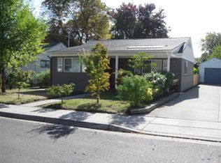 11820 SW 13th St, Beaverton, OR 97005