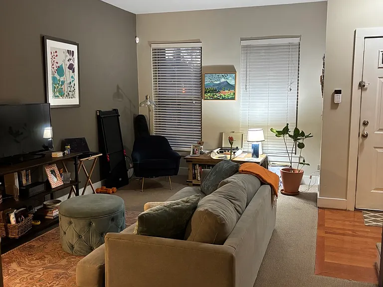 938 W Eastland Ave — Photo 7