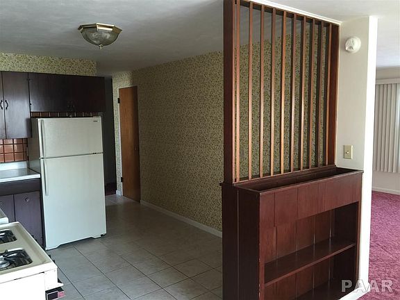 2nd image of 3919 N Sterling Ave