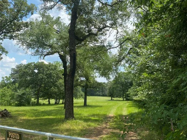 3301 Fm 2693 Rd W, New Waverly, TX 77358