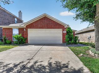 803 E Alexander Ln, Euless, TX 76040