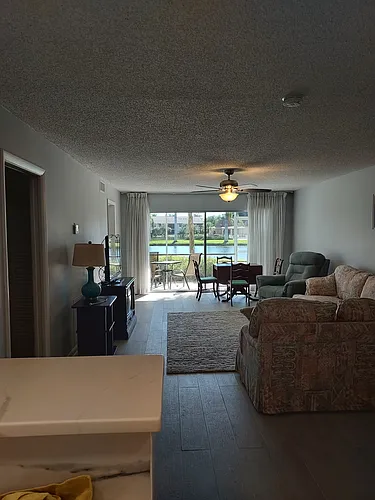 1020 Palm View Dr Photo 1