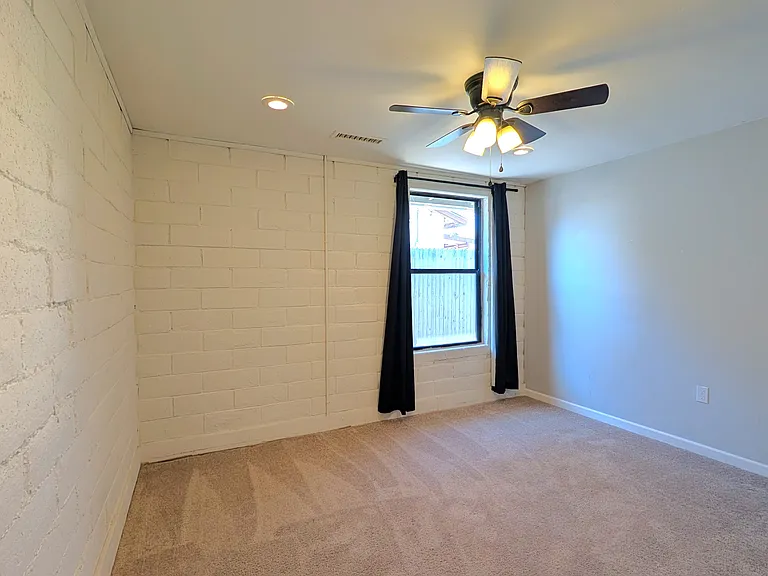 1514 N Elaine Way — Photo 28