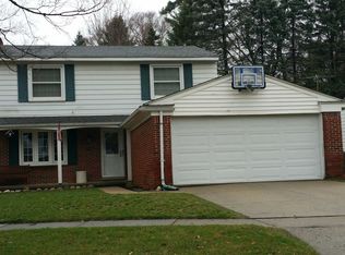 310 Amelia Ave, Royal Oak, MI 48073