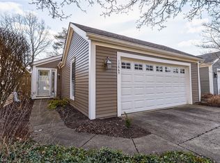 17665 Oxford Oval #2, Strongsville, OH 44136