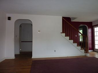 3rd image of 408 Ives Ave
