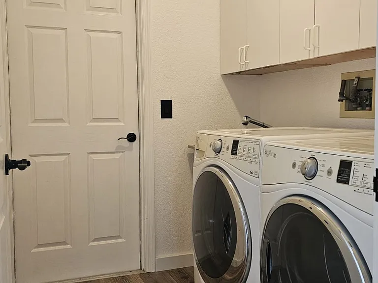 460 Rotonda Cir — Photo 33