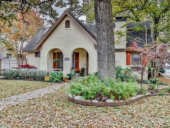 2nd image of 2316 Marigold Ave