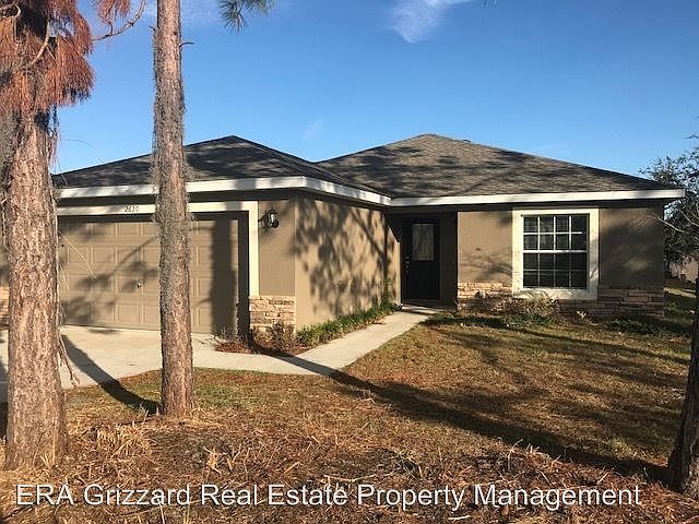 1st image of 2620 Hollow Ln