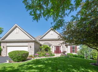 1353 Oak Ridge Ln, Montgomery, IL 60538