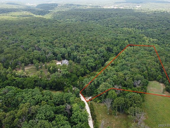 4th image of 398 Lakota Dr