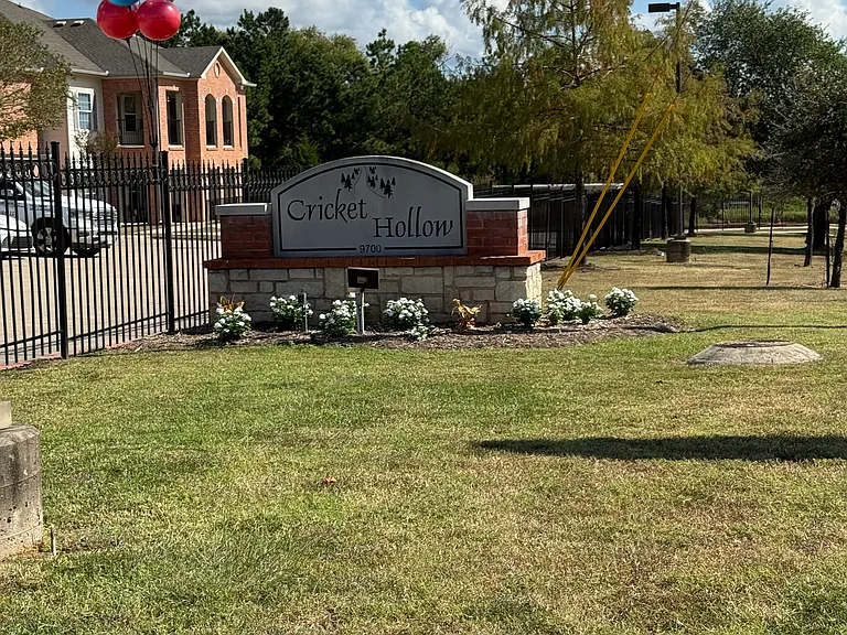 Cricket Hollow — Photo 7