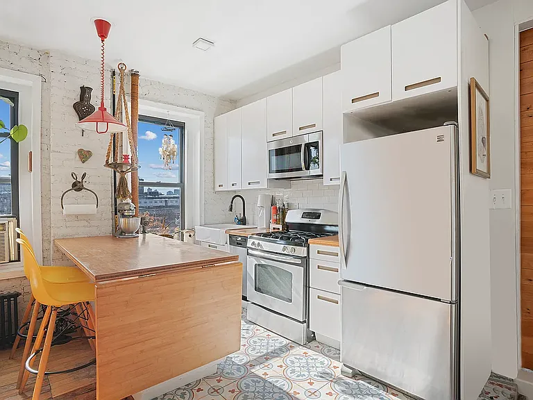 195 S 4th St #E5 — Photo 4