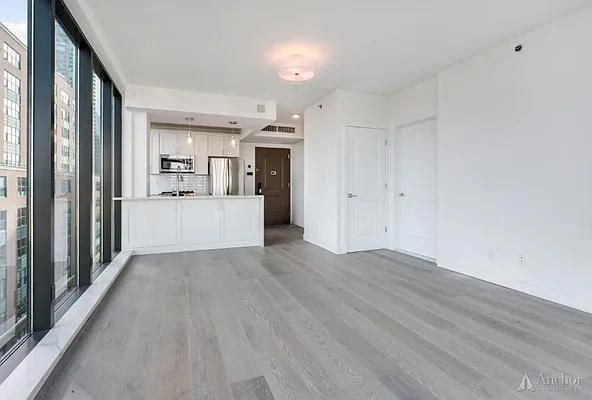 Rented by Anchor Associates | media 29