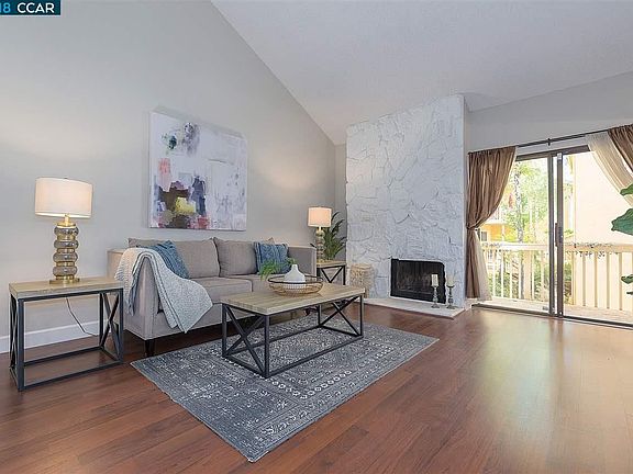 4th image of 8767 Mountain Blvd #13