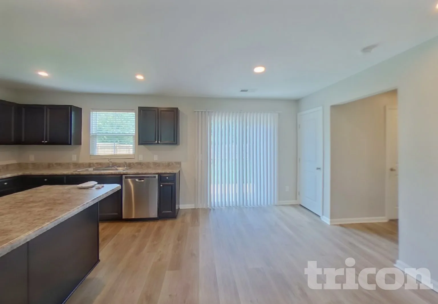 120 Castlebrook Drive Greenville SC — Photo 3