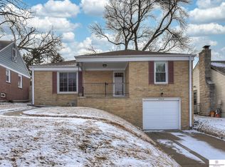 5443 Seward St, Omaha, NE 68104