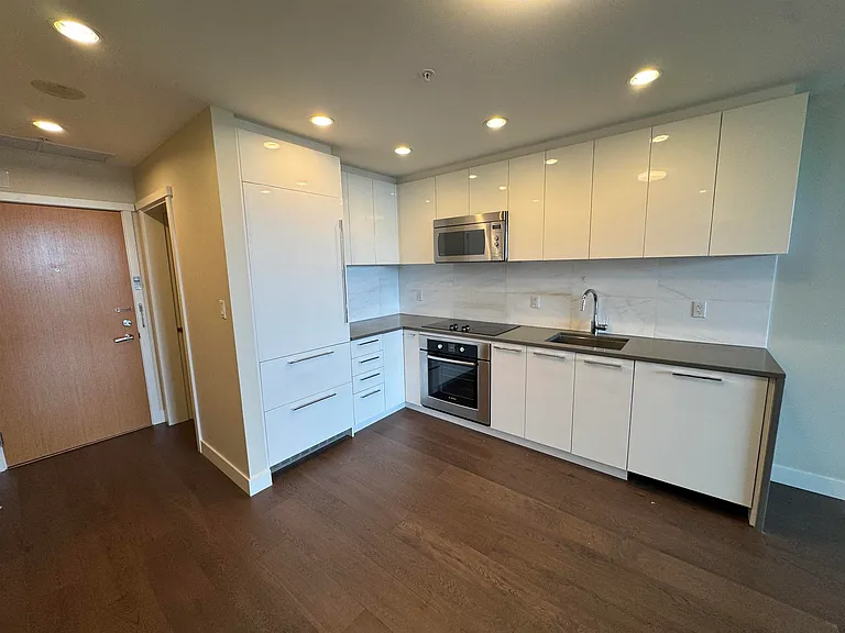 5728 Berton Ave #503 — Photo 16