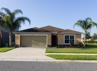 1698 Strathmore Cir, Mount Dora, FL 32757