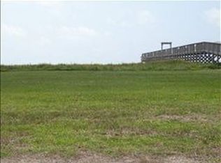 26103 Flamingo Dr, Galveston, TX 77554