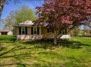 981 Easthill St SE, North Canton, OH