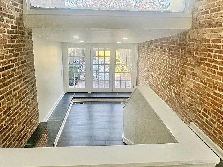 708 S Hanover St #- — Photo 9