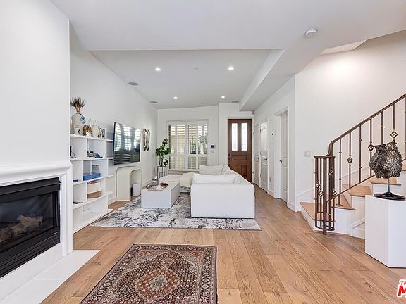 4th image of 841 Westmount Dr APT 116
