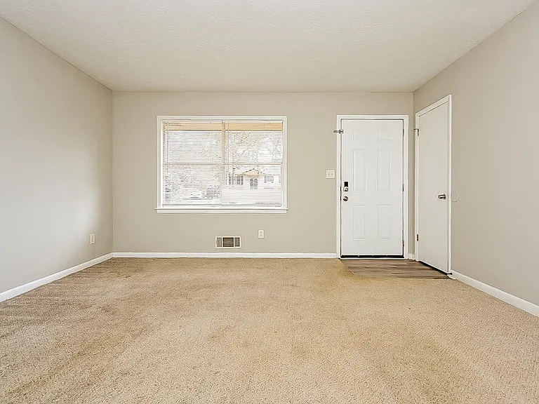 1303 Todiway Ct — Photo 3