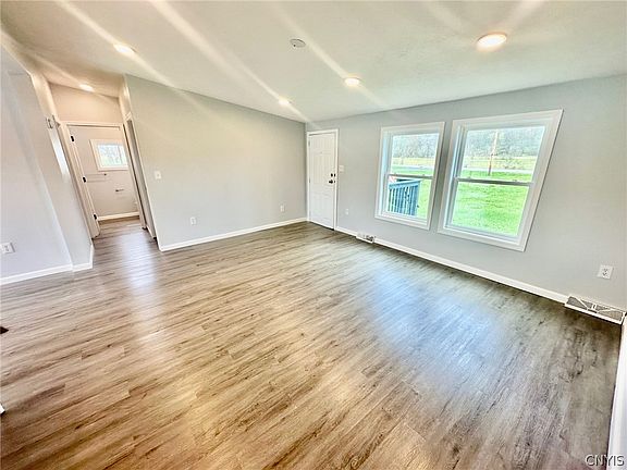 3rd image of 4850 Palmer Rd