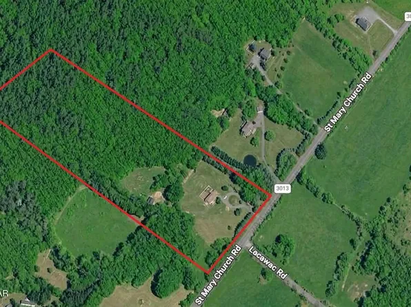 241 Saint Marys Church Rd, Lake Ariel, PA 18436