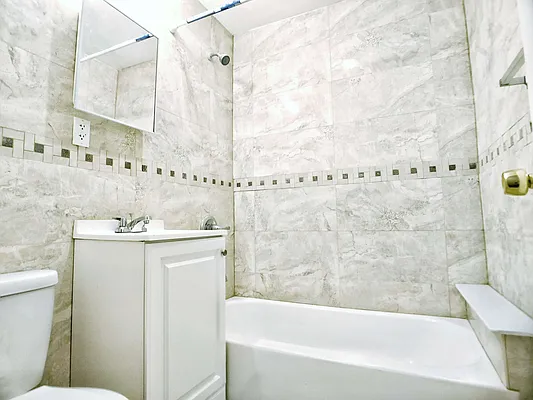 Rented by Union Square Property Management | media 4